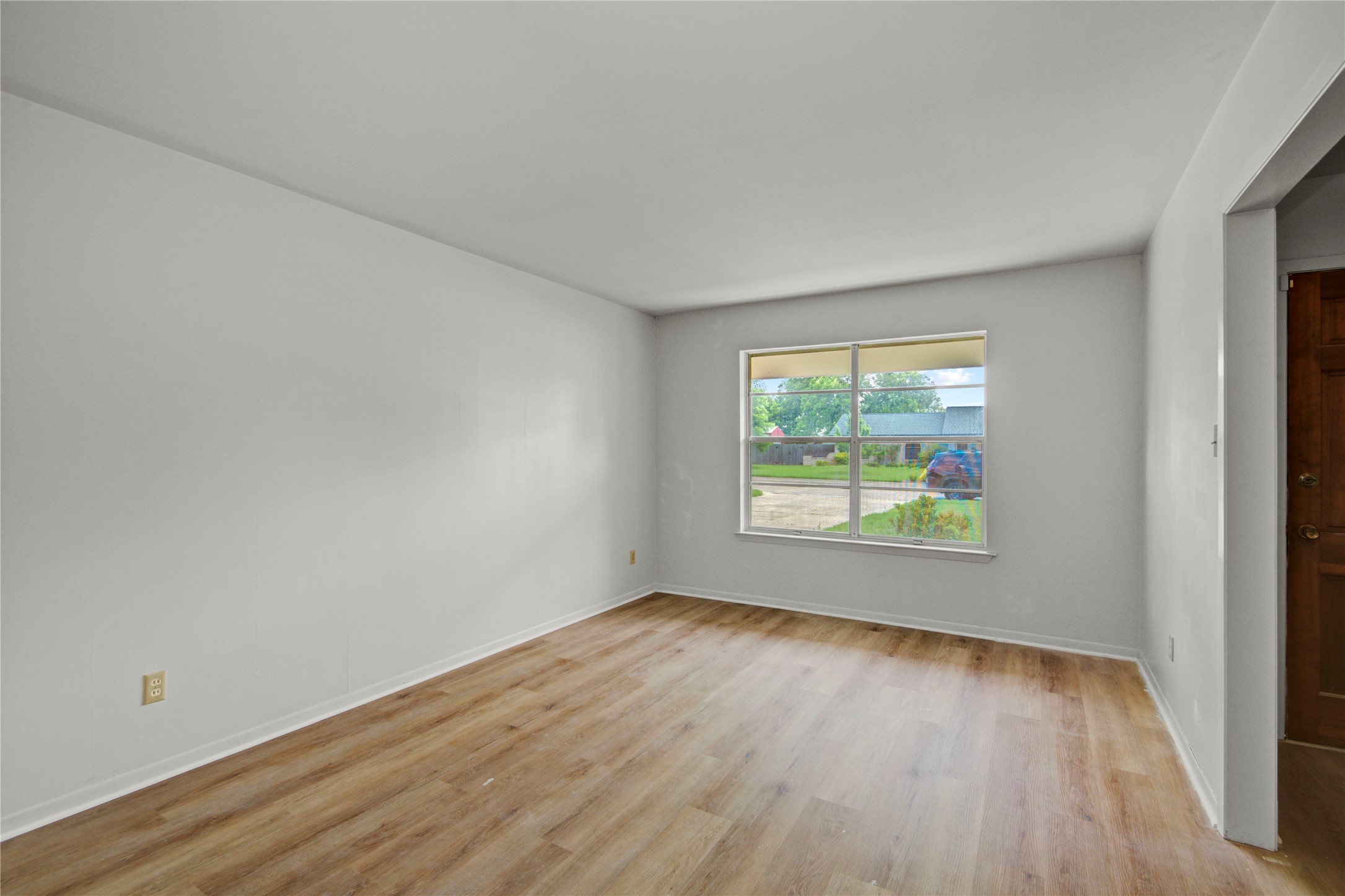 119 Poppy Street Property Photo 5