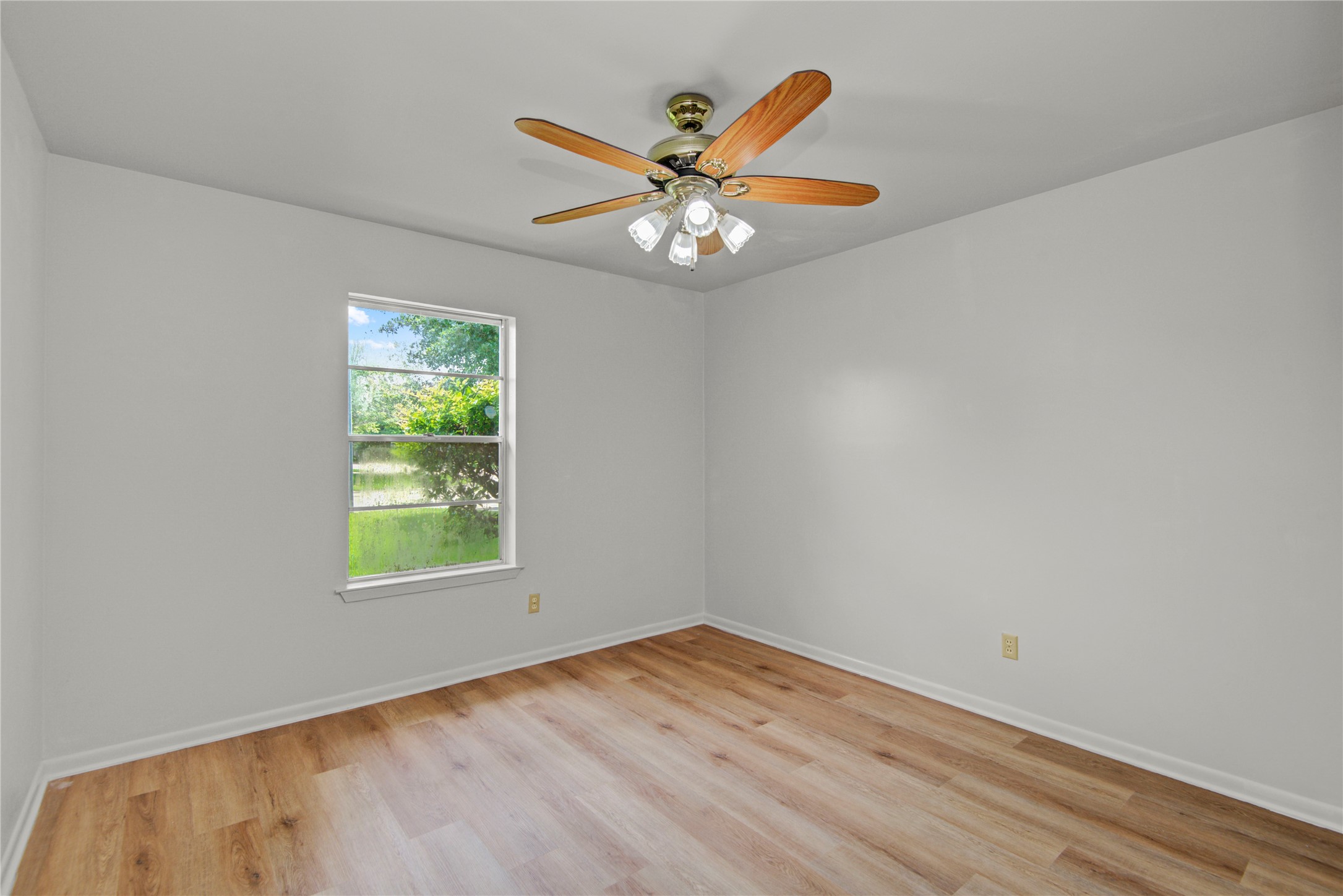 119 Poppy Street Property Photo 11