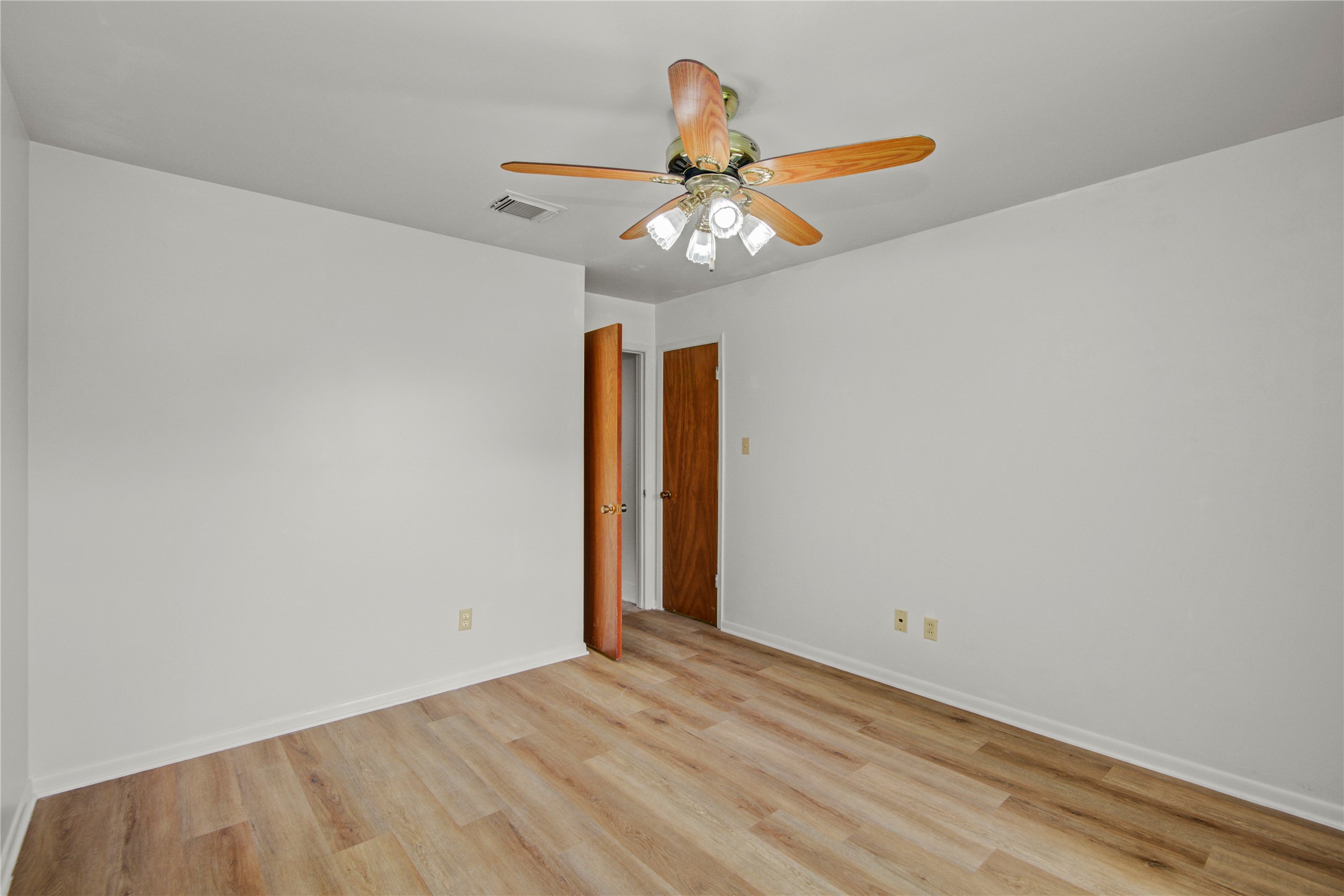 119 Poppy Street Property Photo 15