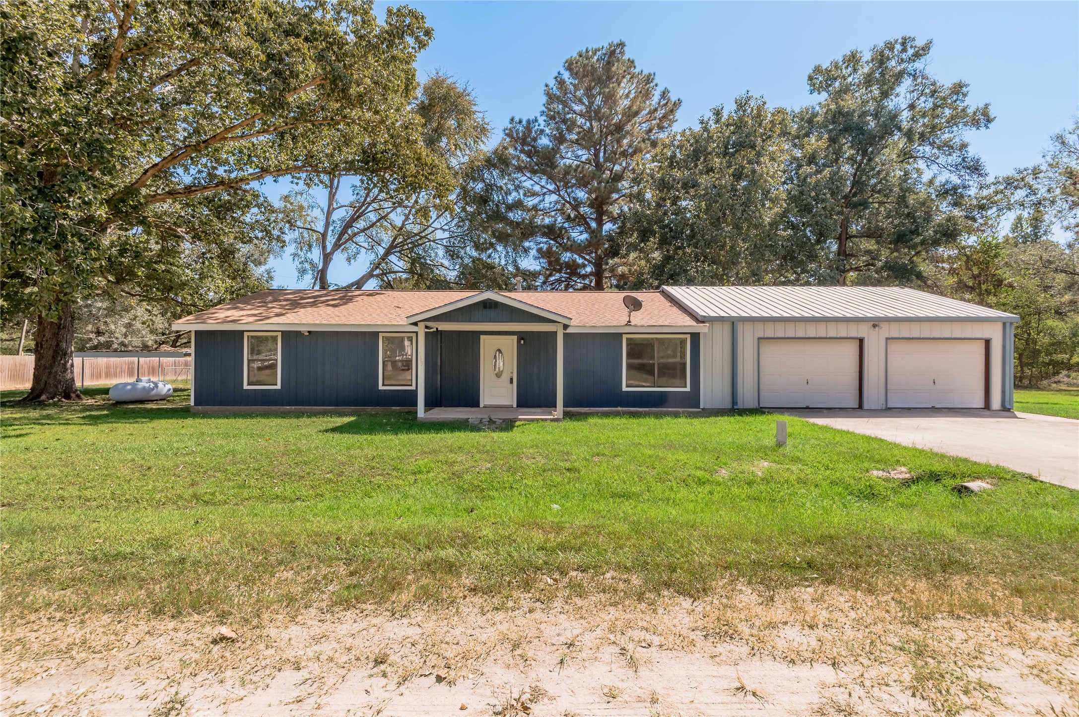 169 W Sunset Drive Property Photo 1