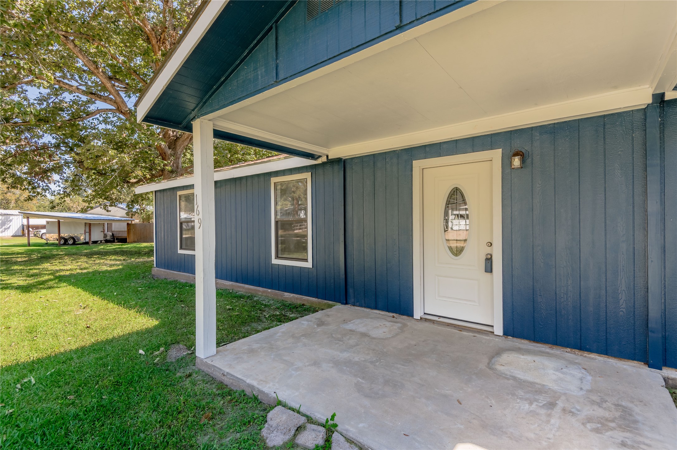 169 W Sunset Drive Property Photo 6