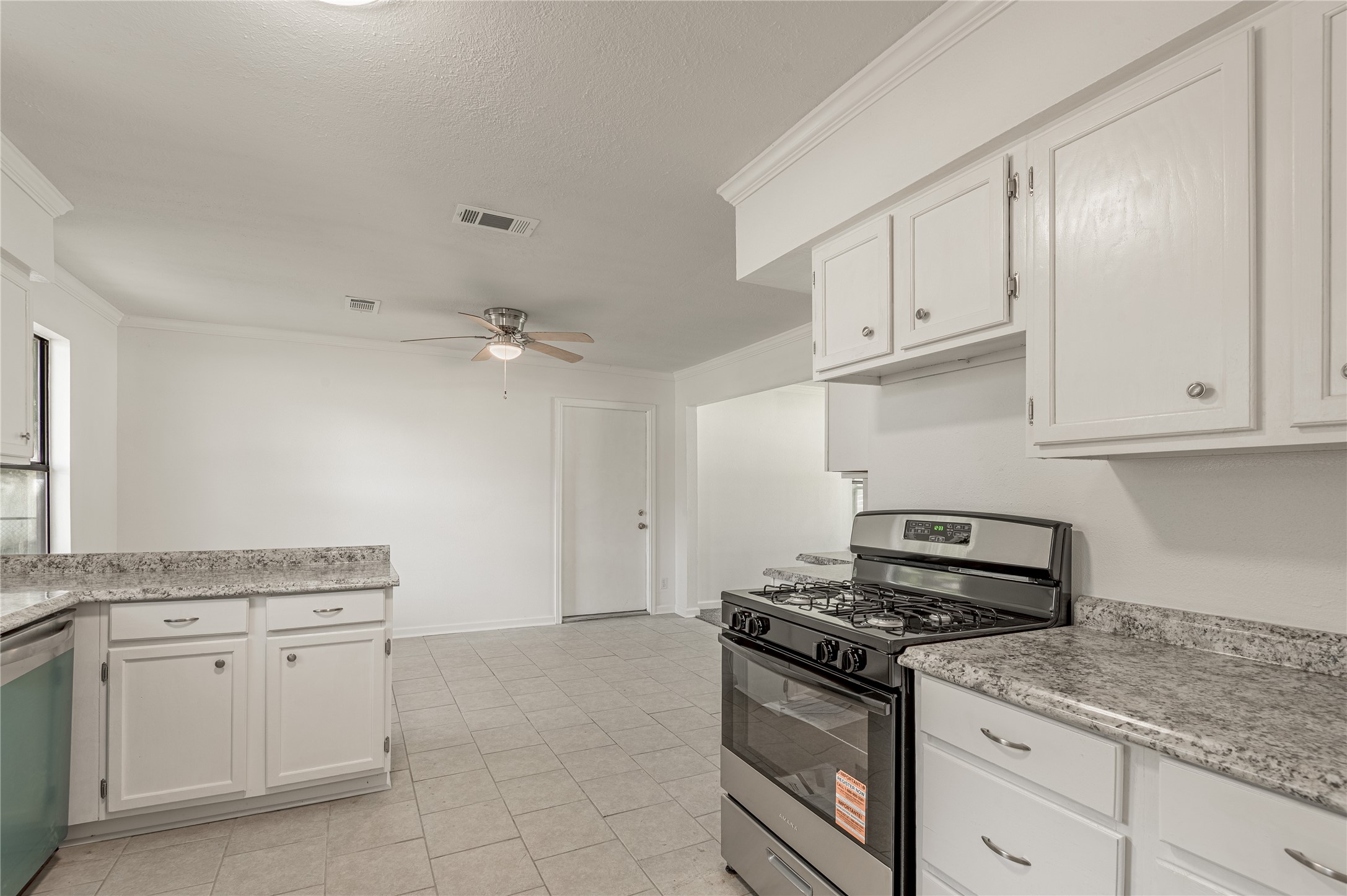 169 W Sunset Drive Property Photo 14
