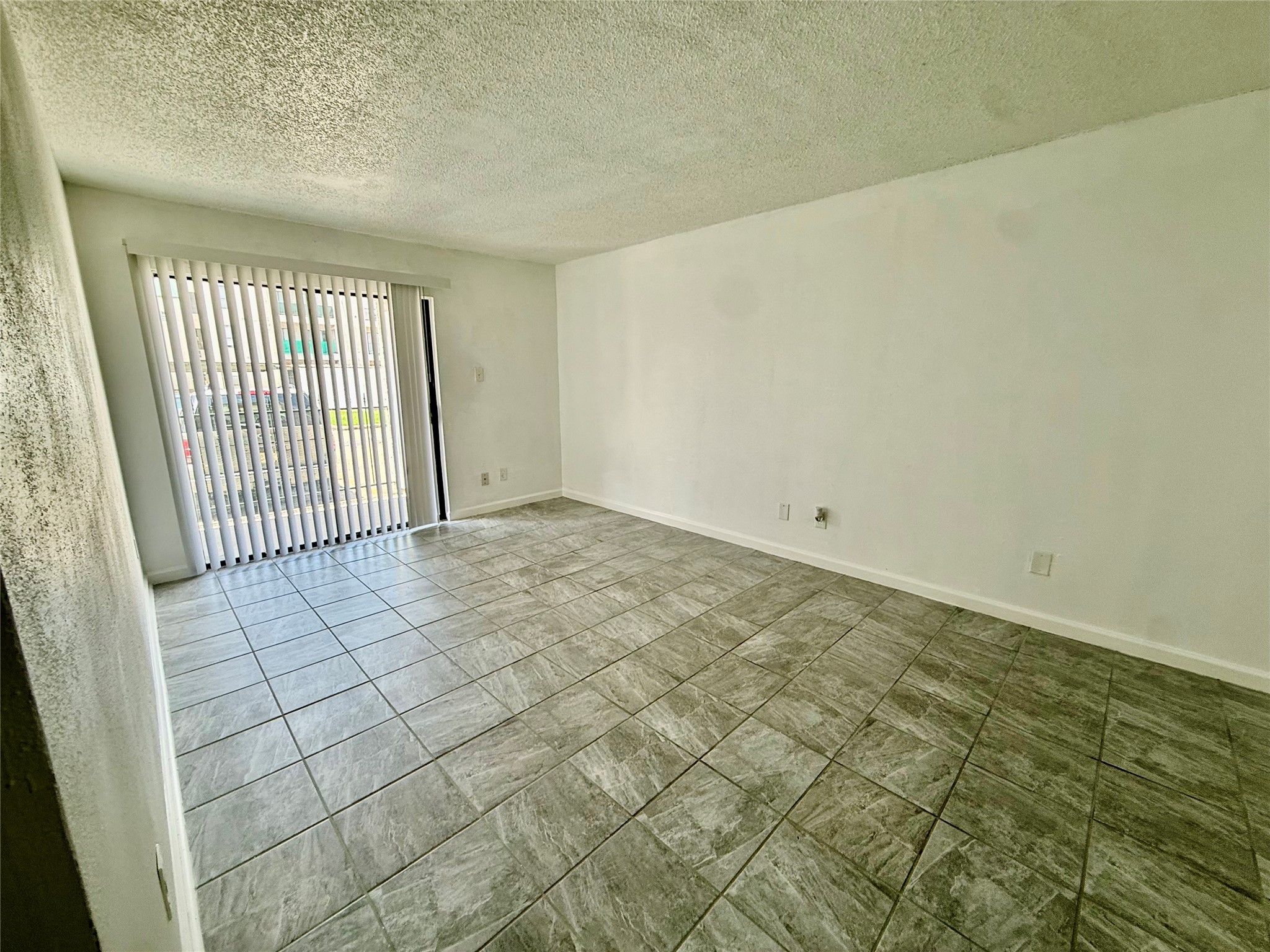 2830 S Bartell Drive 9 Property Photo 3