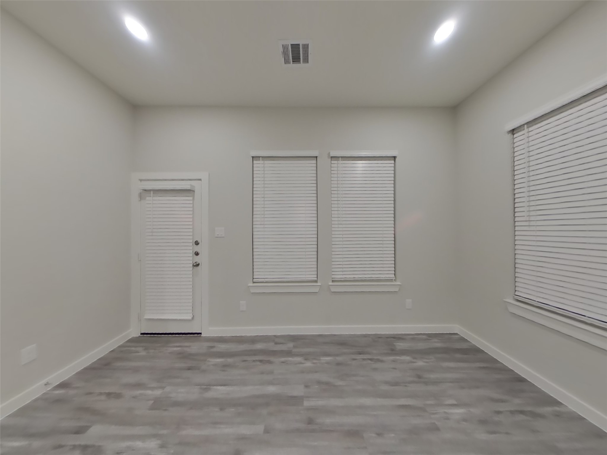 22635 Terrazzo Drive Property Photo 3