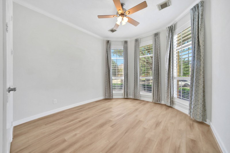 6523 Monrovia Lane Property Photo 6