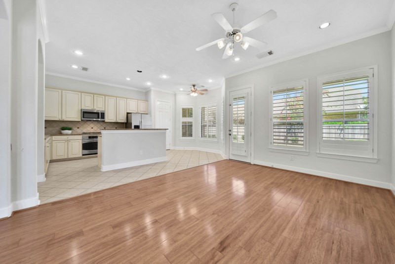 6523 Monrovia Lane Property Photo 11
