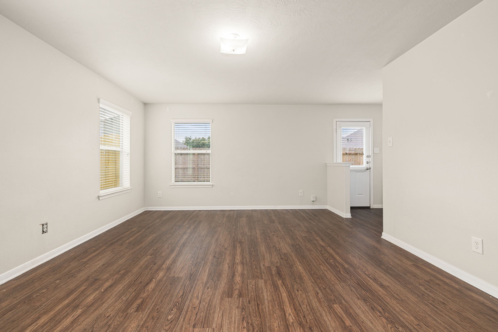 21415 Partha Way Property Photo 14