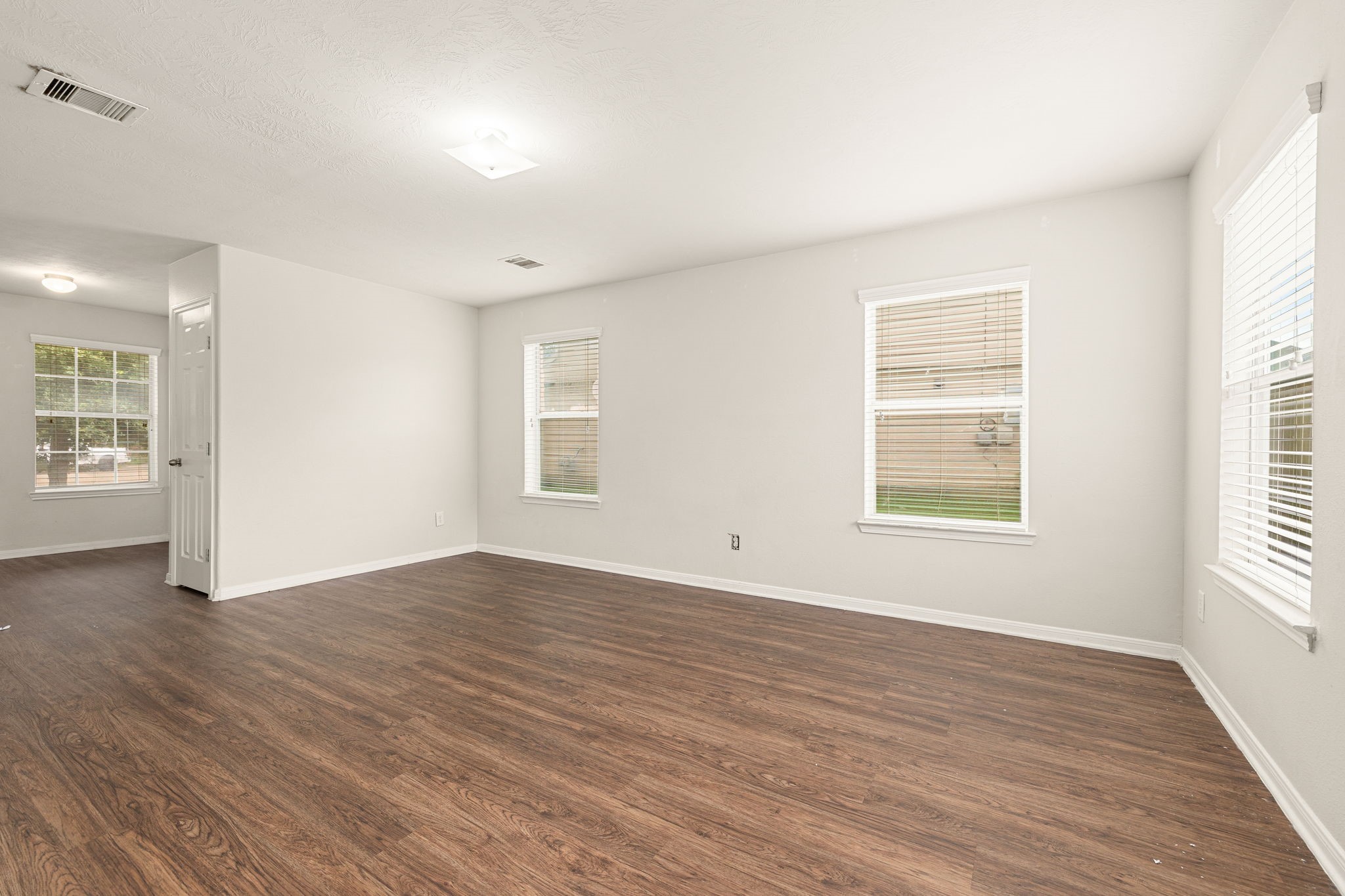 21415 Partha Way Property Photo 15