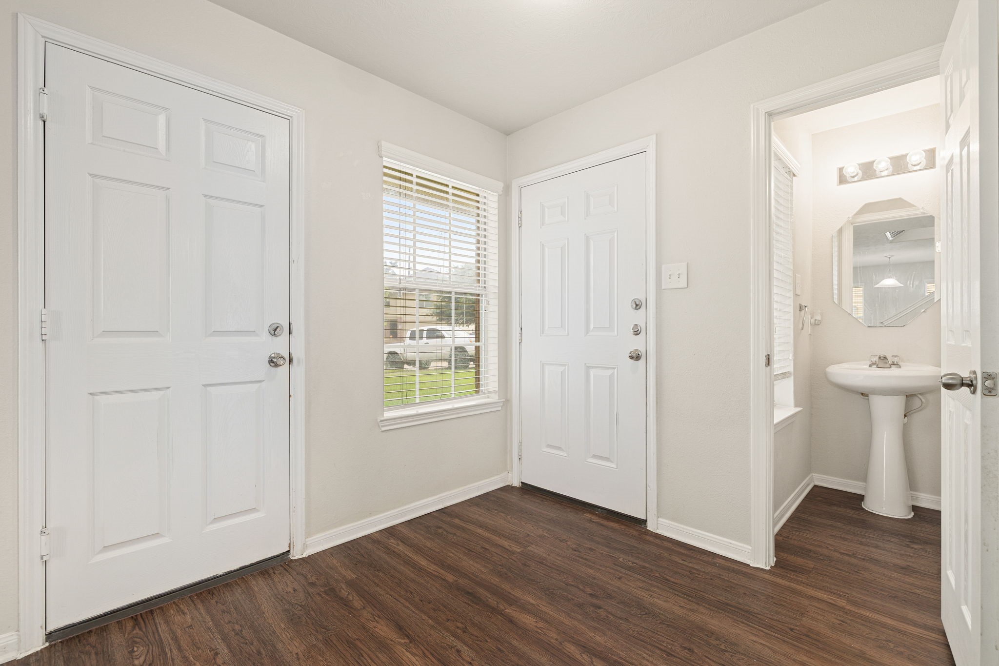 21415 Partha Way Property Photo 28