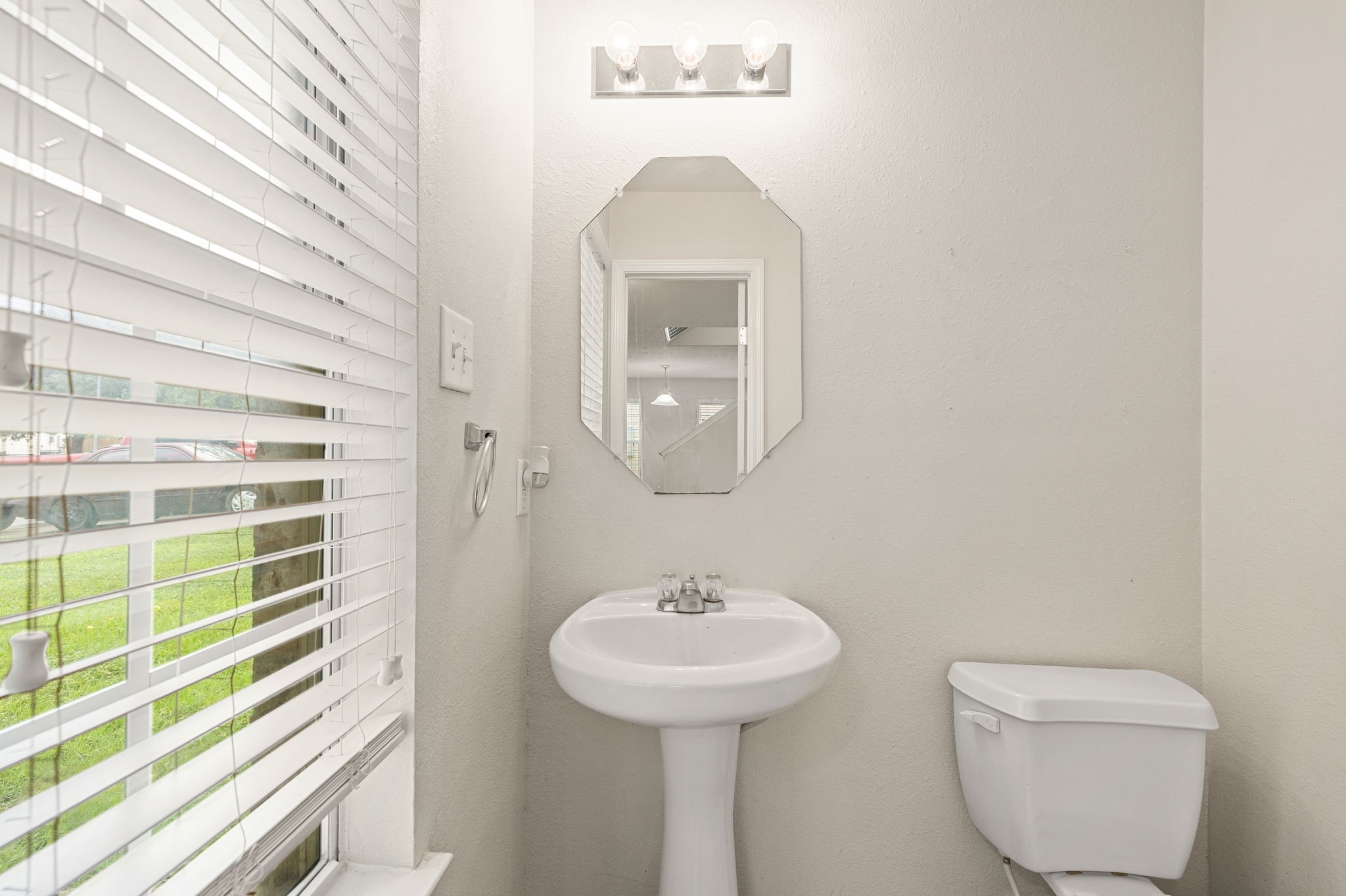 21415 Partha Way Property Photo 29