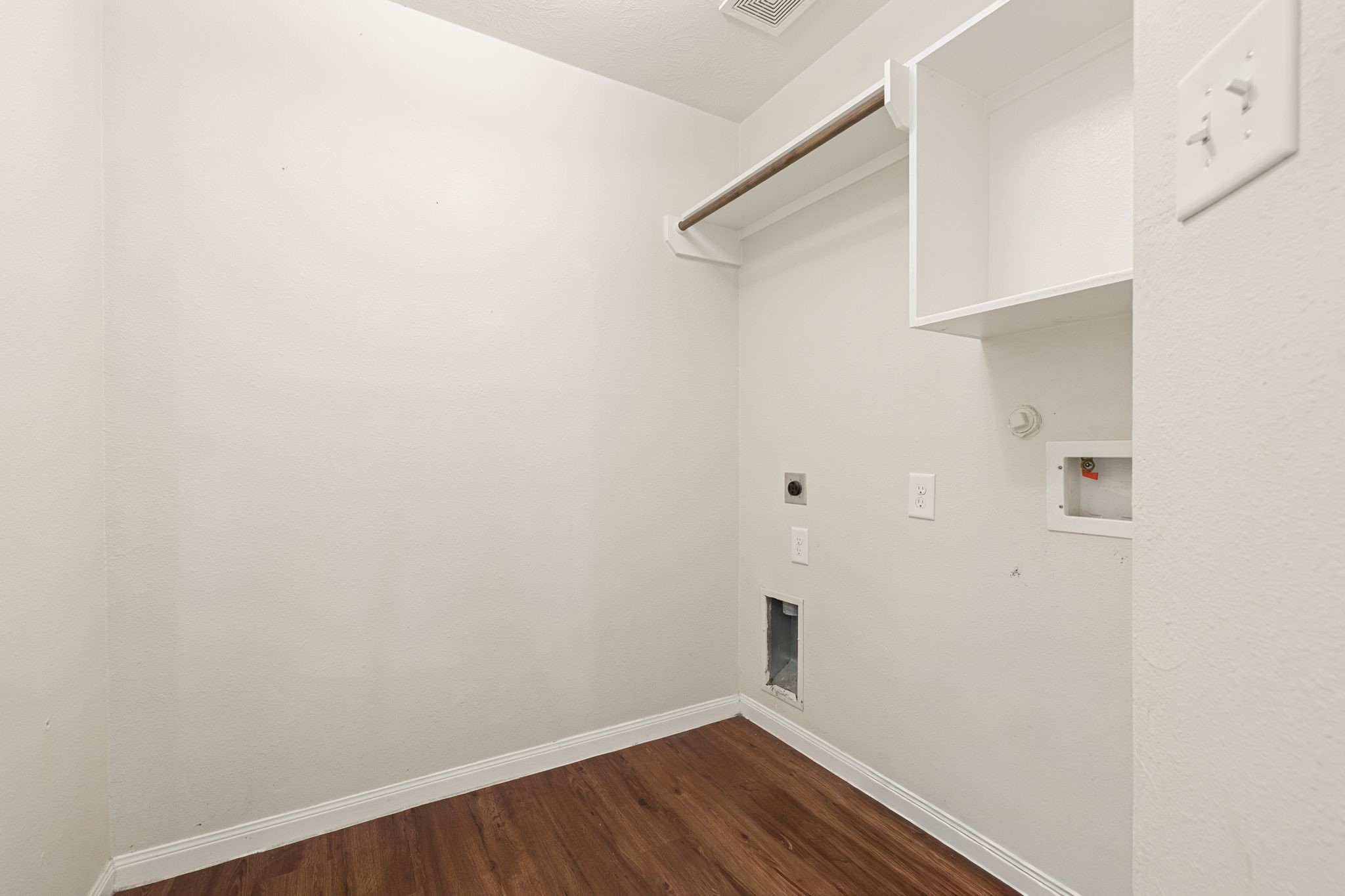 21415 Partha Way Property Photo 30