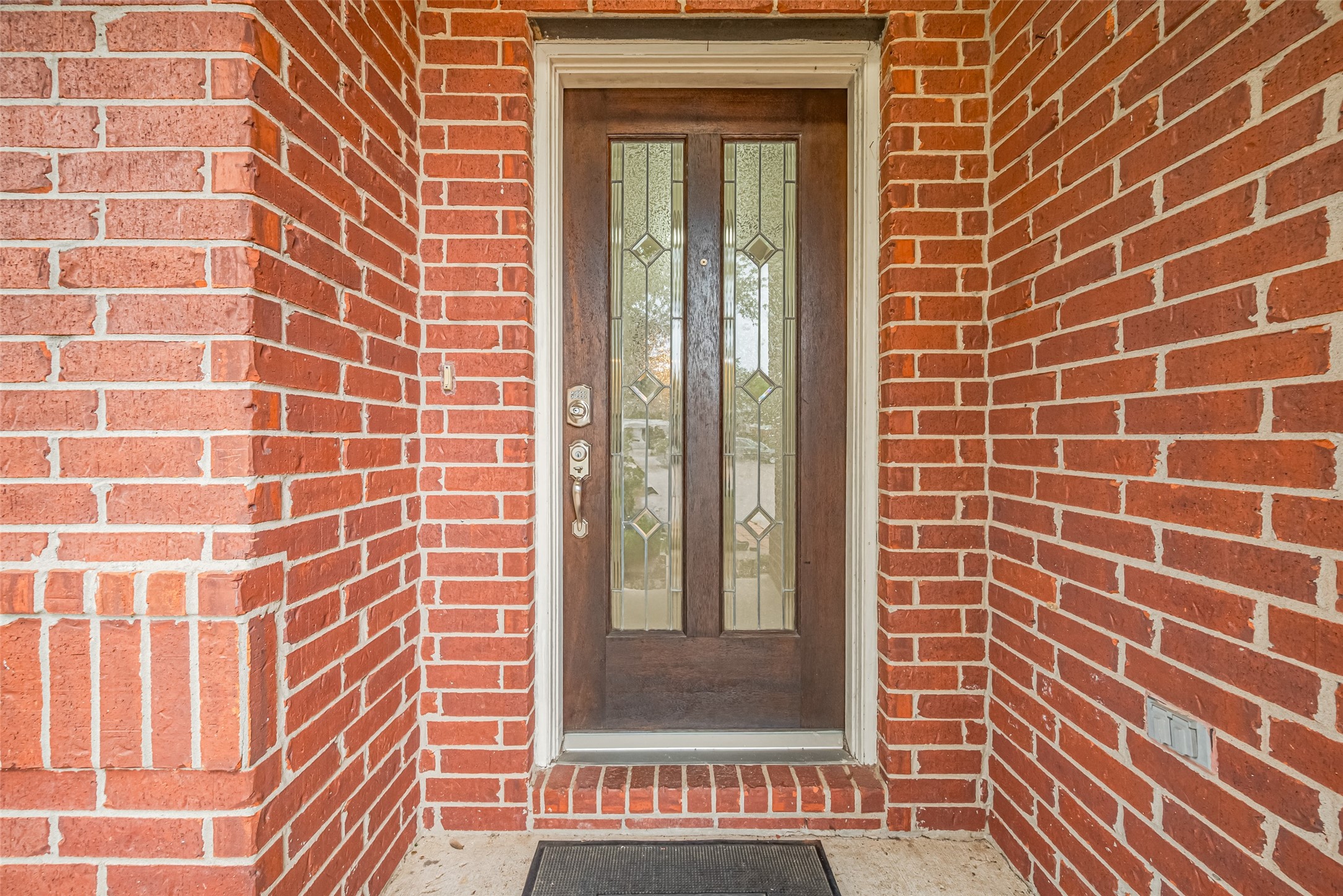 5515 Brookhollow Pines Court Property Photo 3