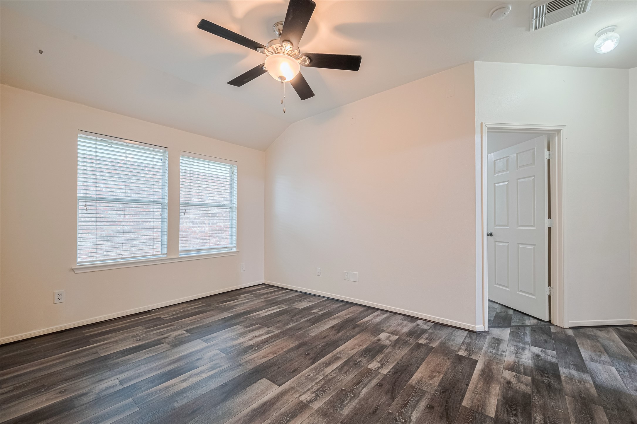 5515 Brookhollow Pines Court Property Photo 20