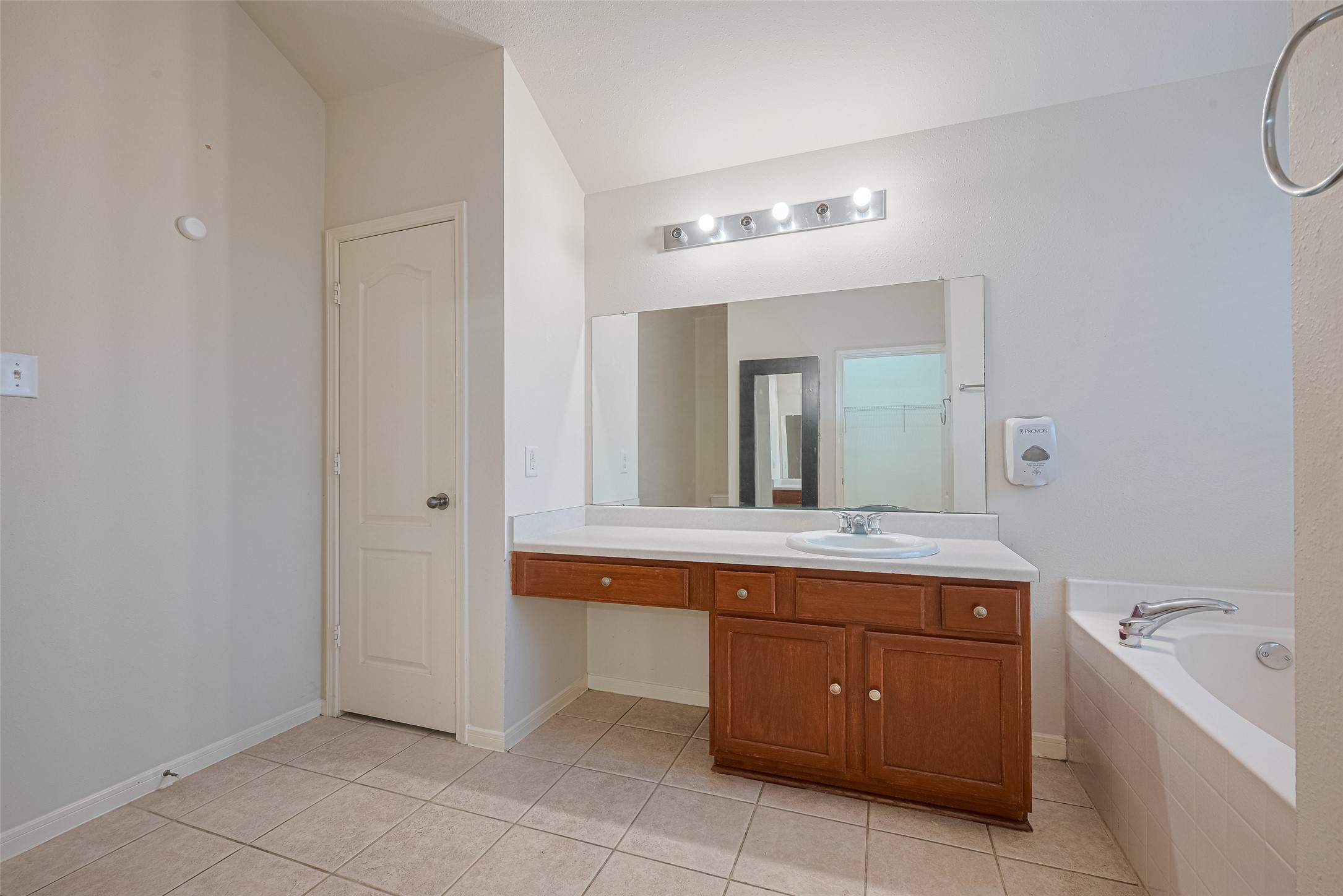 5515 Brookhollow Pines Court Property Photo 27