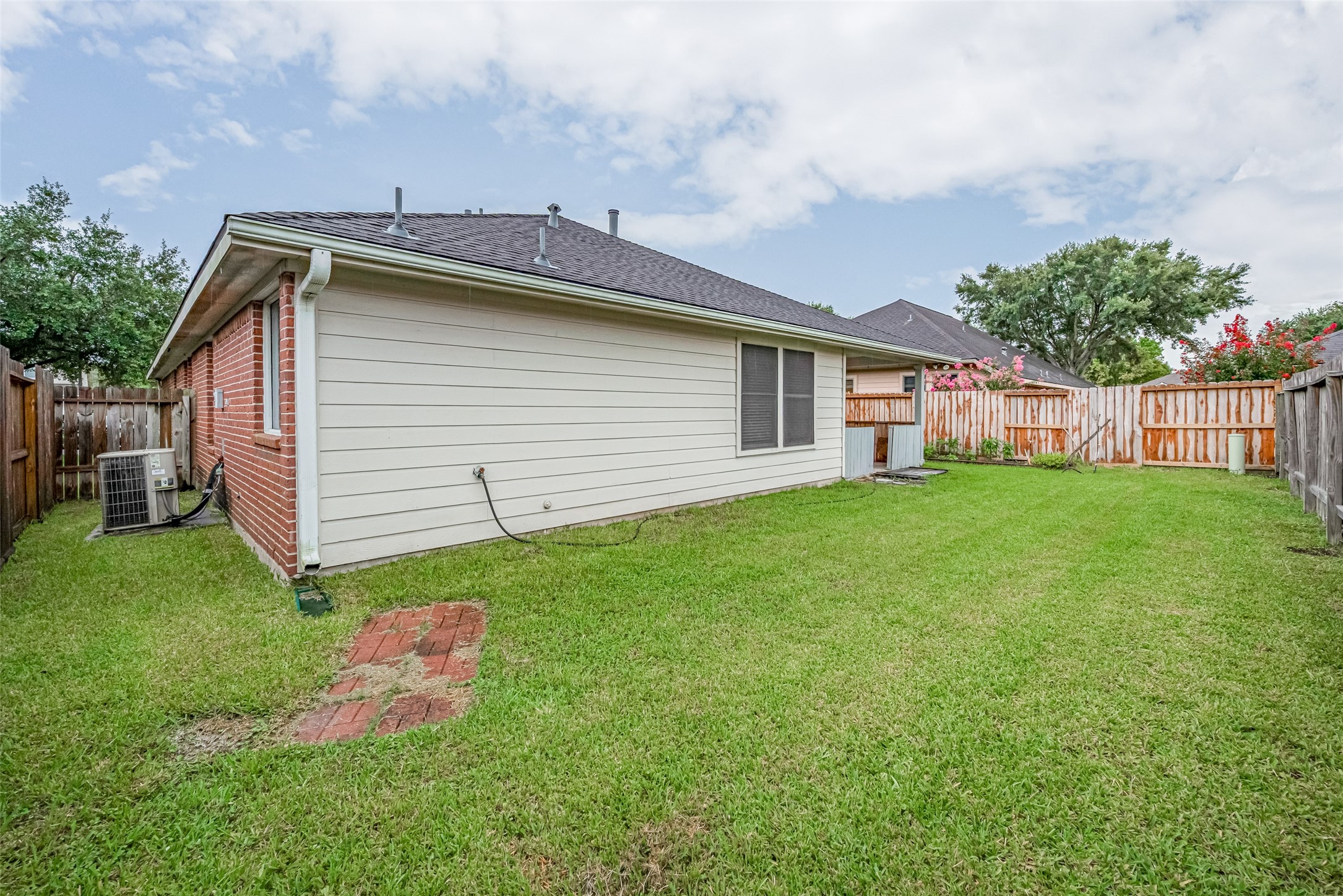 5515 Brookhollow Pines Court Property Photo 31