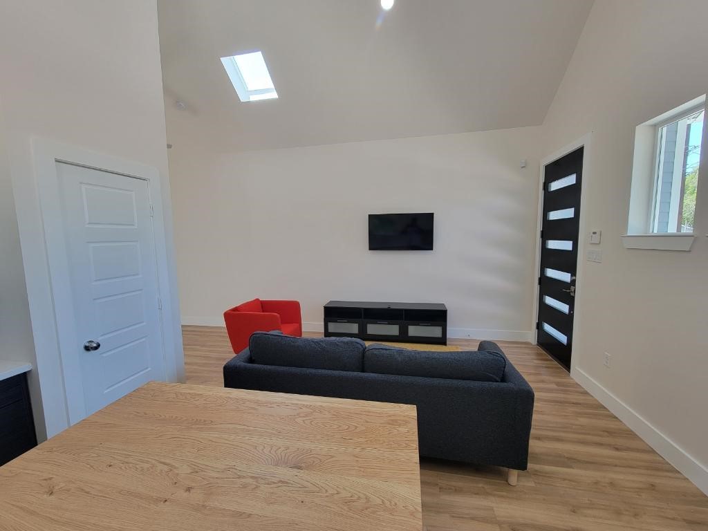7614 Avenue L Property Photo 5