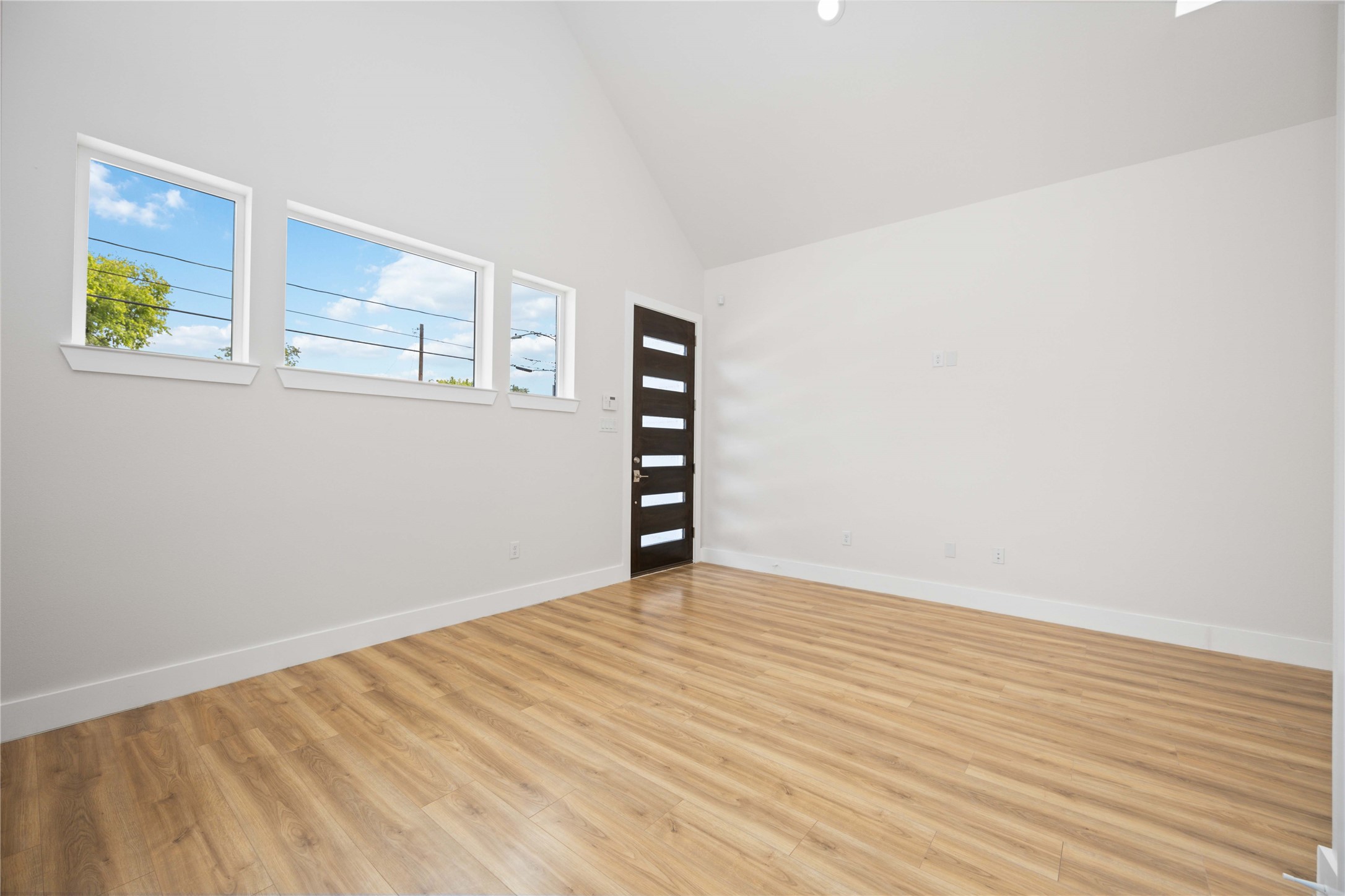 7614 Avenue L Property Photo 10