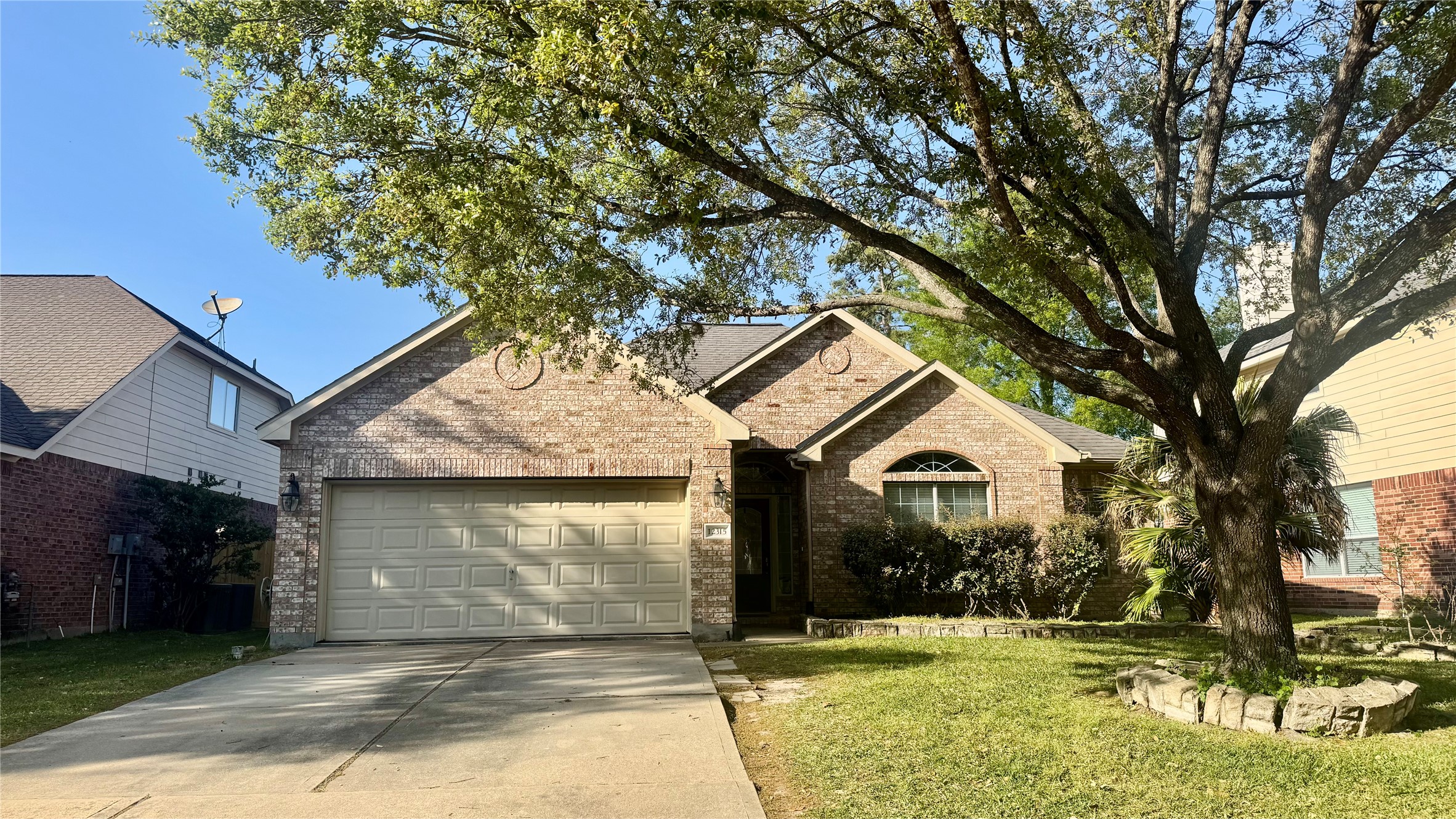 12315 Crescent Mountain Lane Property Photo