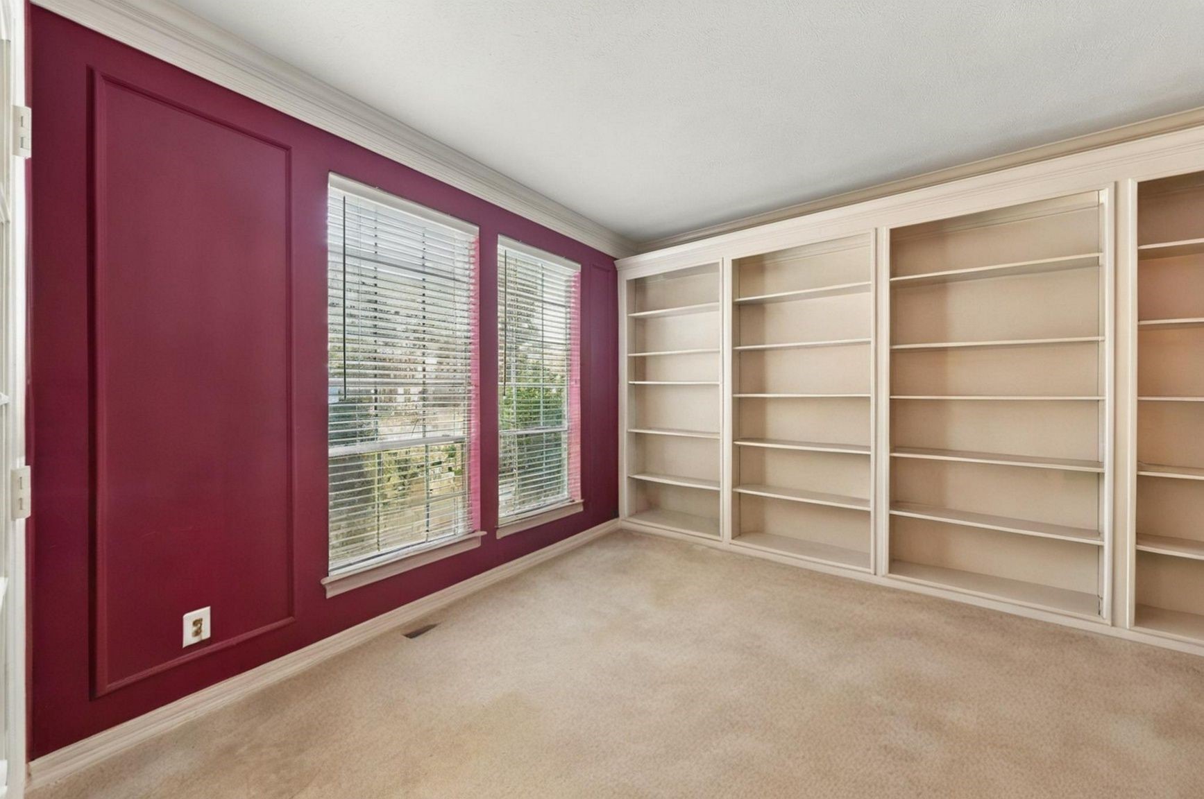 4907 Cambridge Street Property Photo 15