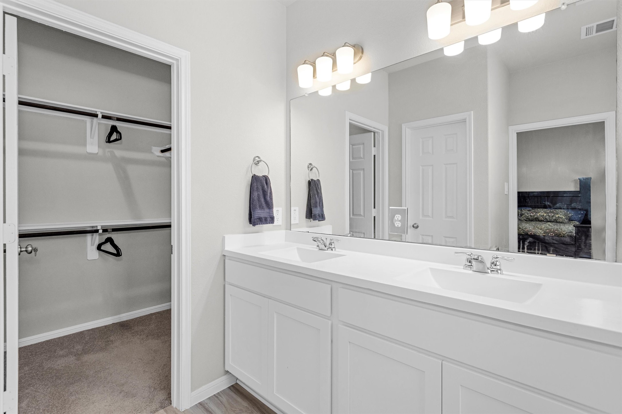 760 Yellow Birch Lane Property Photo 17