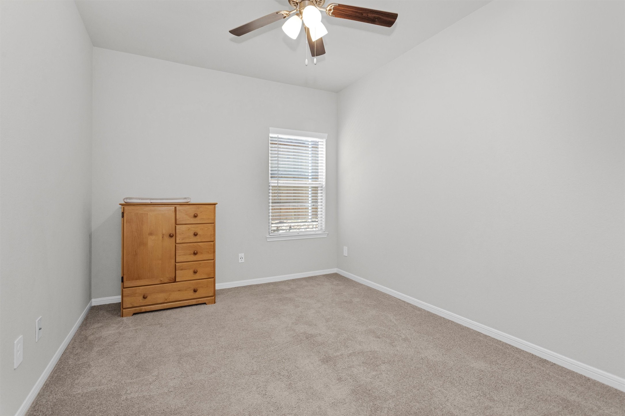 760 Yellow Birch Lane Property Photo 22