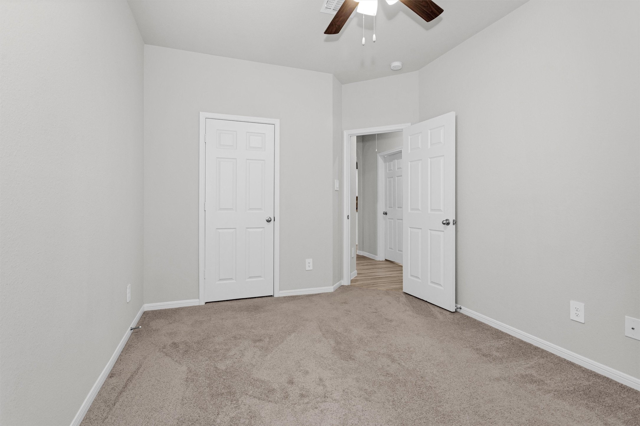 760 Yellow Birch Lane Property Photo 23