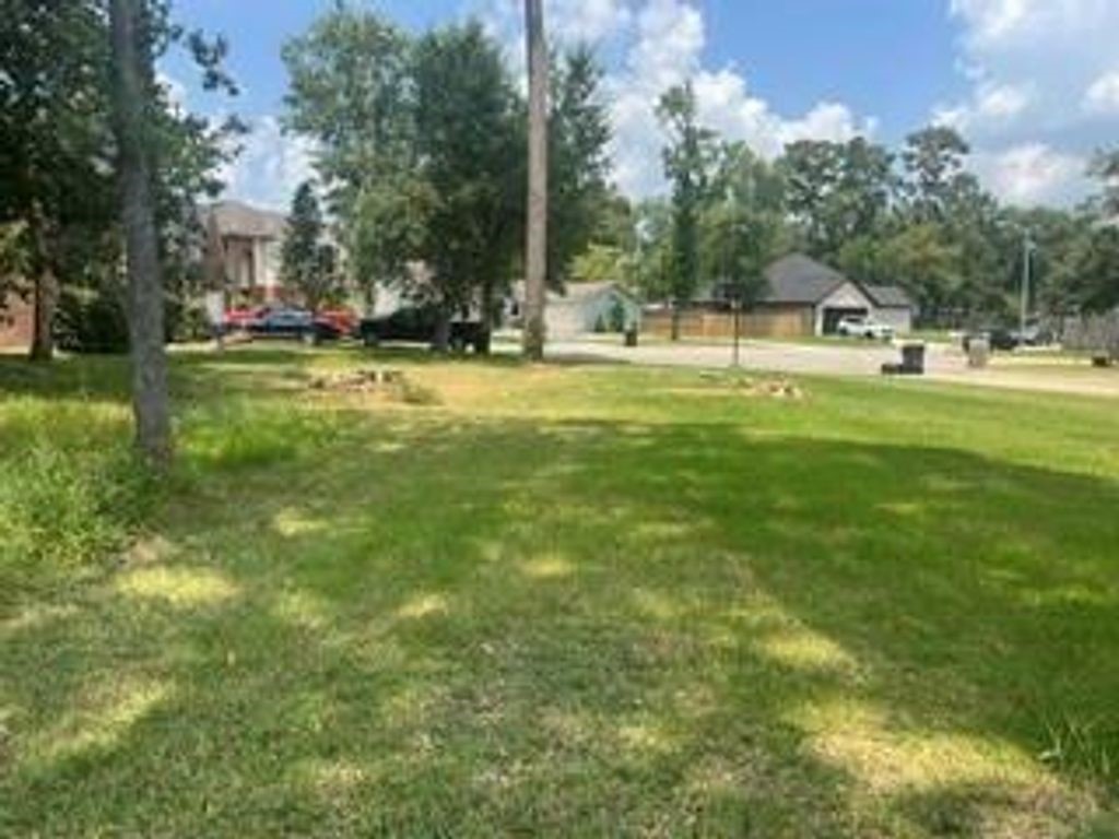 715 Sailfin Court Property Photo 5