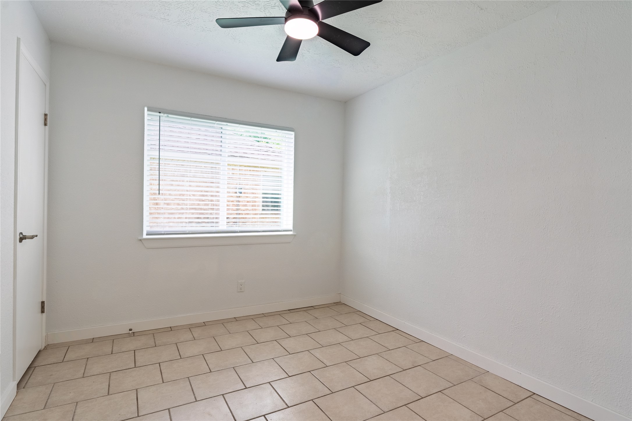 4855 Sulley Drive Property Photo 24