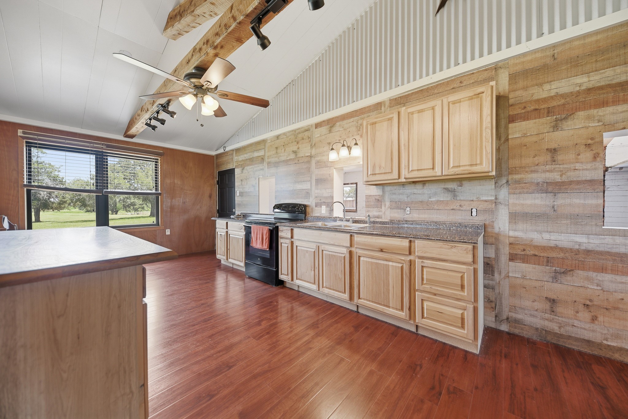 1231 County Road 131 Property Photo 12