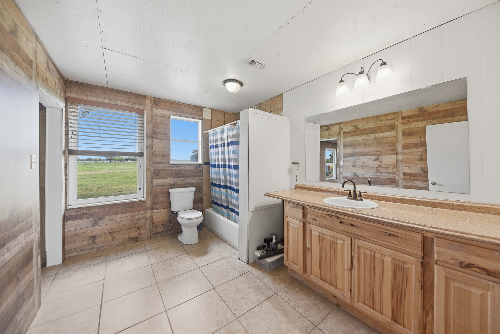 1231 County Road 131 Property Photo 14