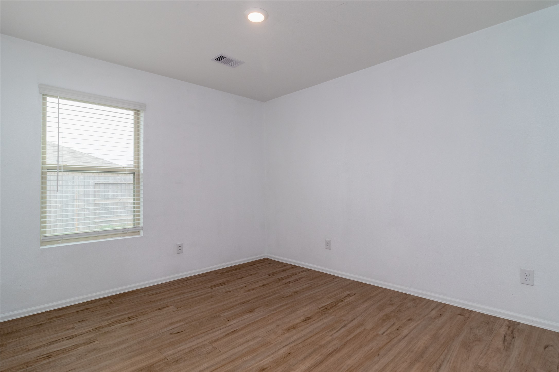 8834 Bar Harbor Drive Property Photo 7