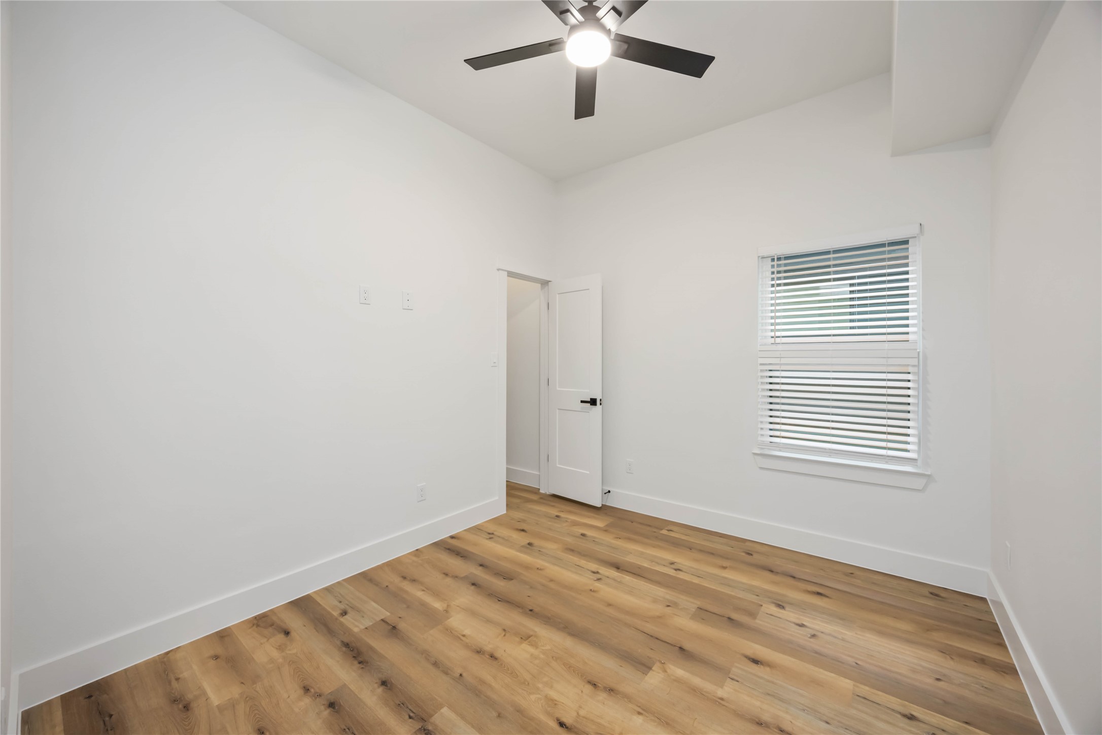 8005 Cora Street A/b Property Photo 15
