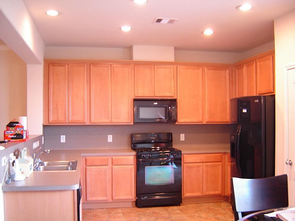 7930 Montague Manor Lane Property Photo 2