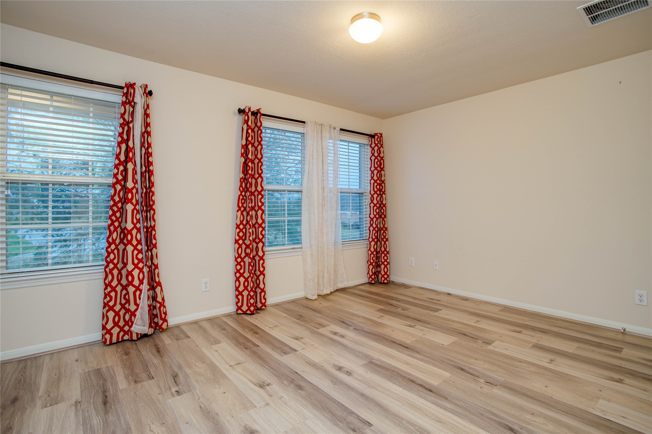 21707 Mt Elbrus Way Property Photo 27