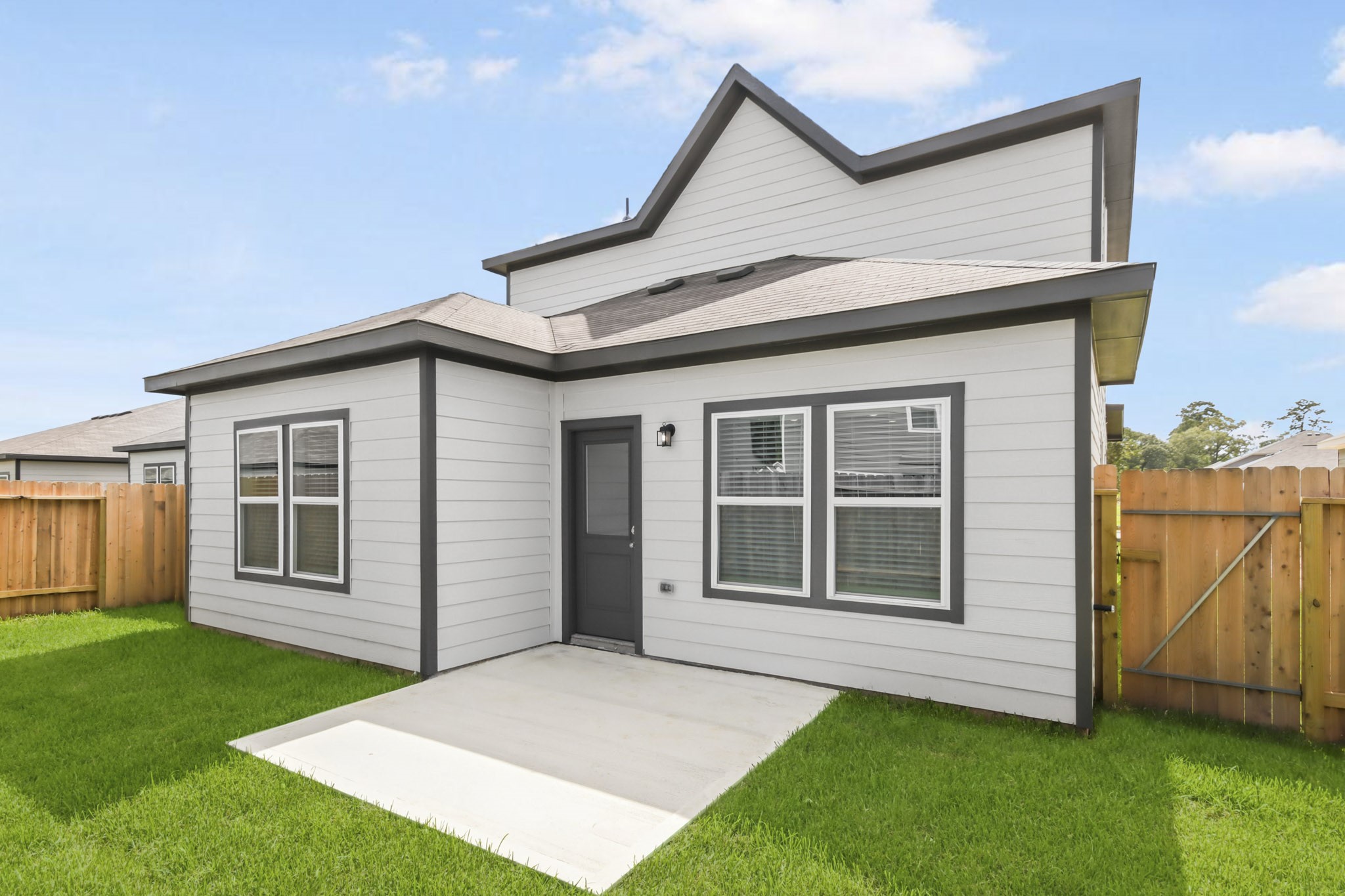 10635 Crockett Meadows Boulevard Property Photo 3