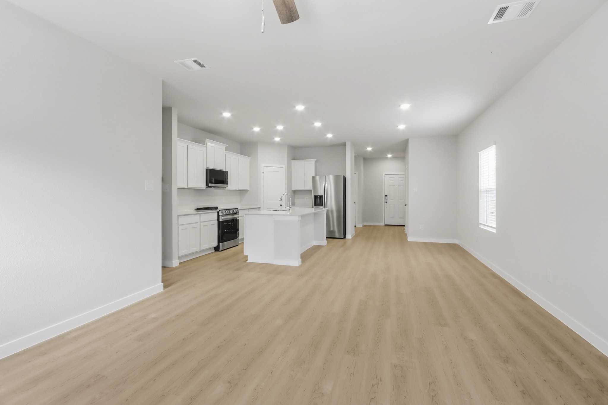 10635 Crockett Meadows Boulevard Property Photo 7