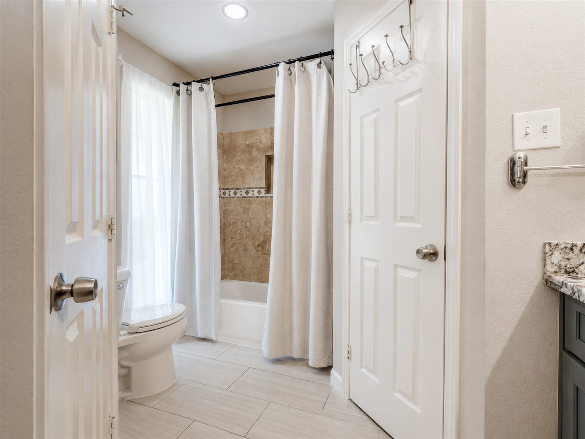 3814 Gamlin Bend Drive Property Photo 23