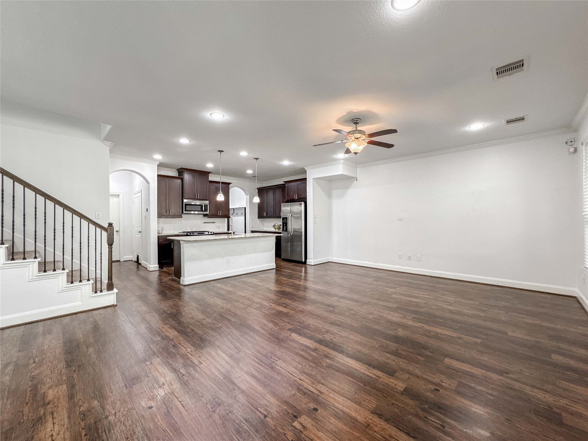 717 Via Lago Property Photo 3