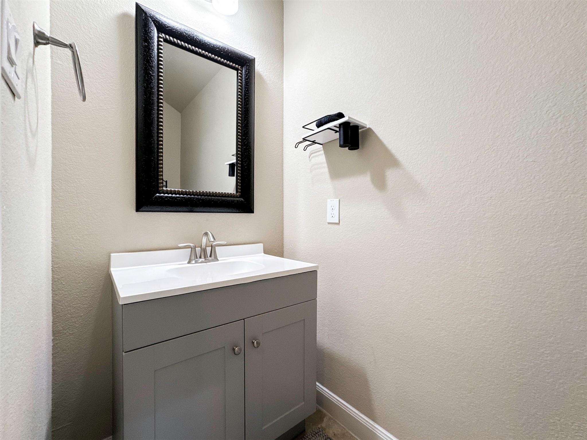 717 Via Lago Property Photo 36