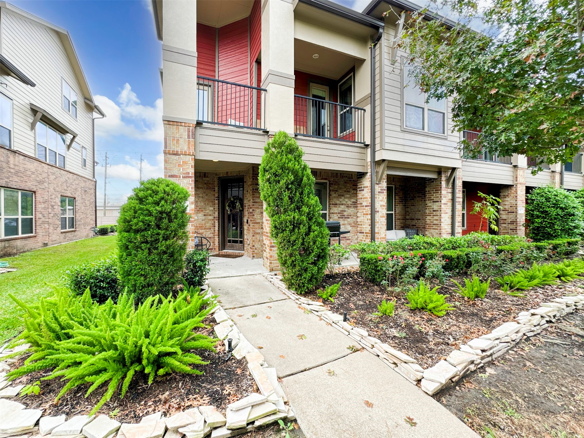 717 Via Lago Property Photo 39