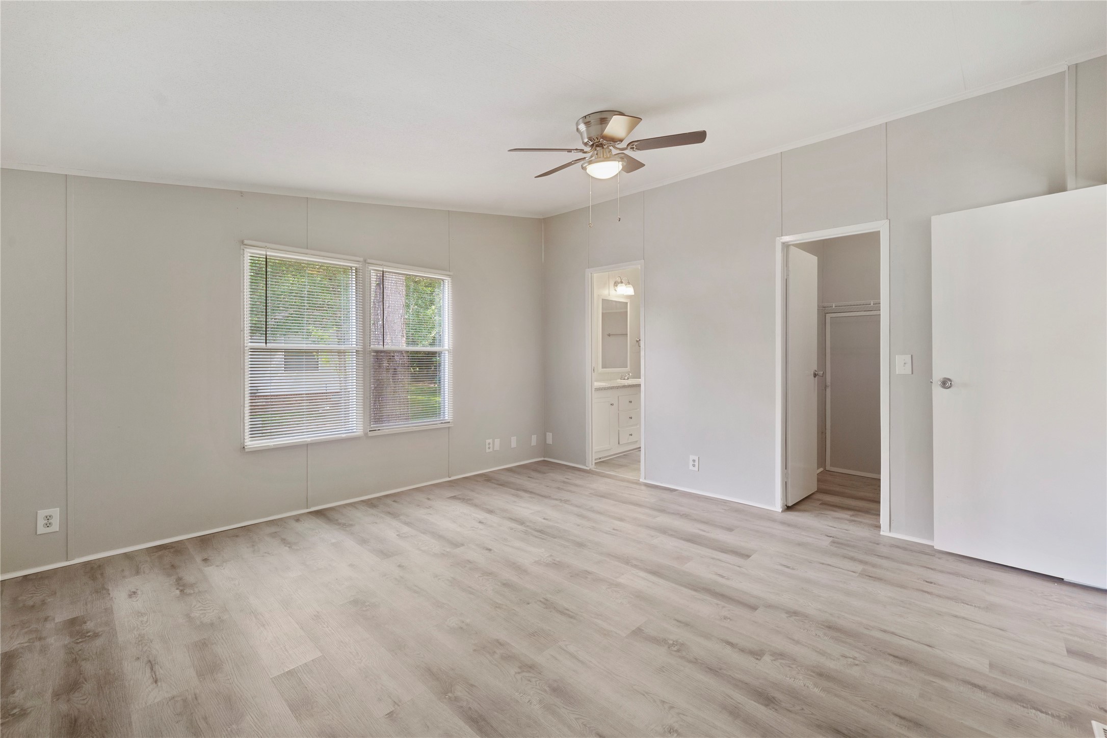 16333 Lone Corral Court Property Photo 15