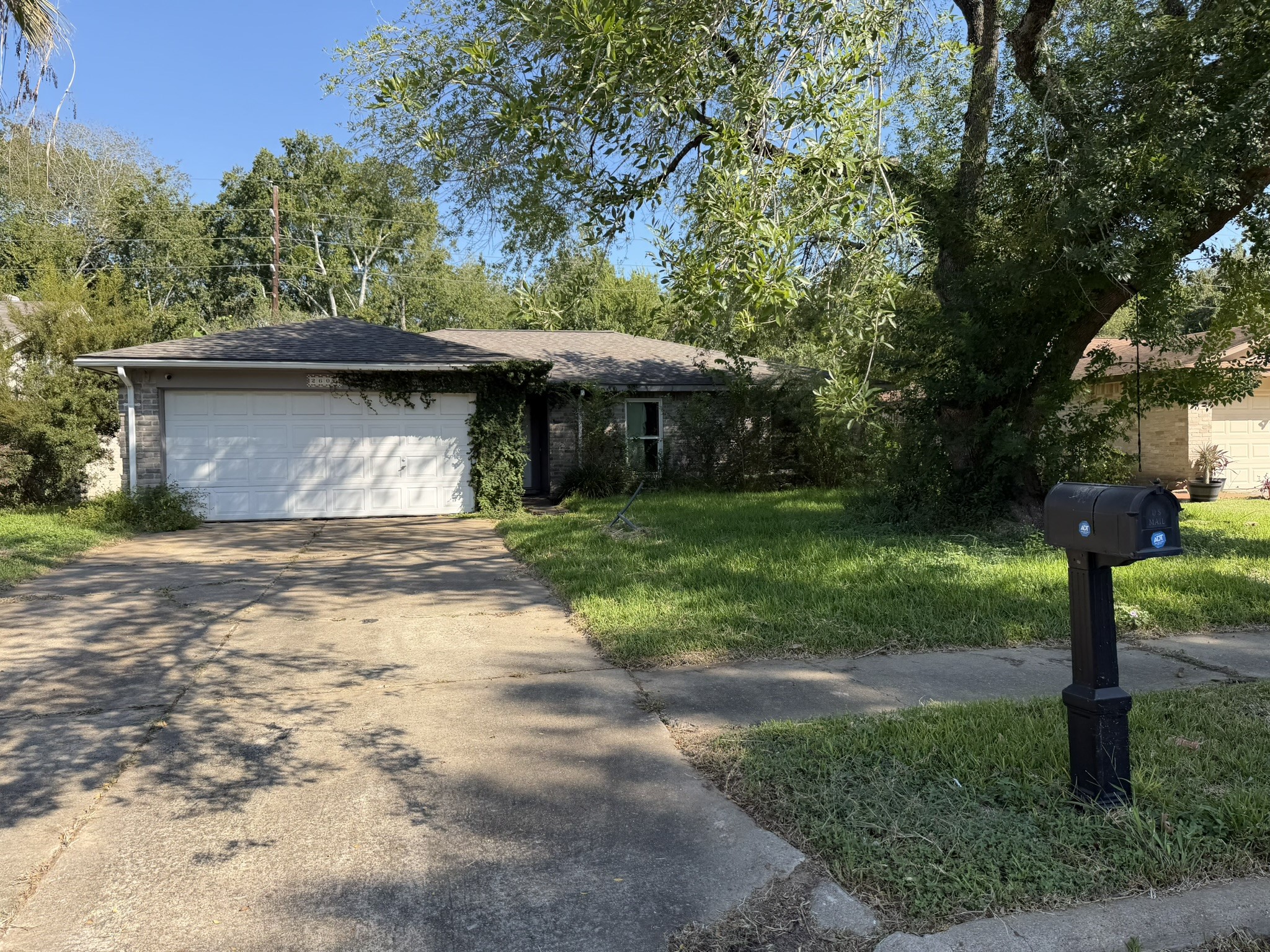 2606 Cobble Ridge Drive Property Photo 1