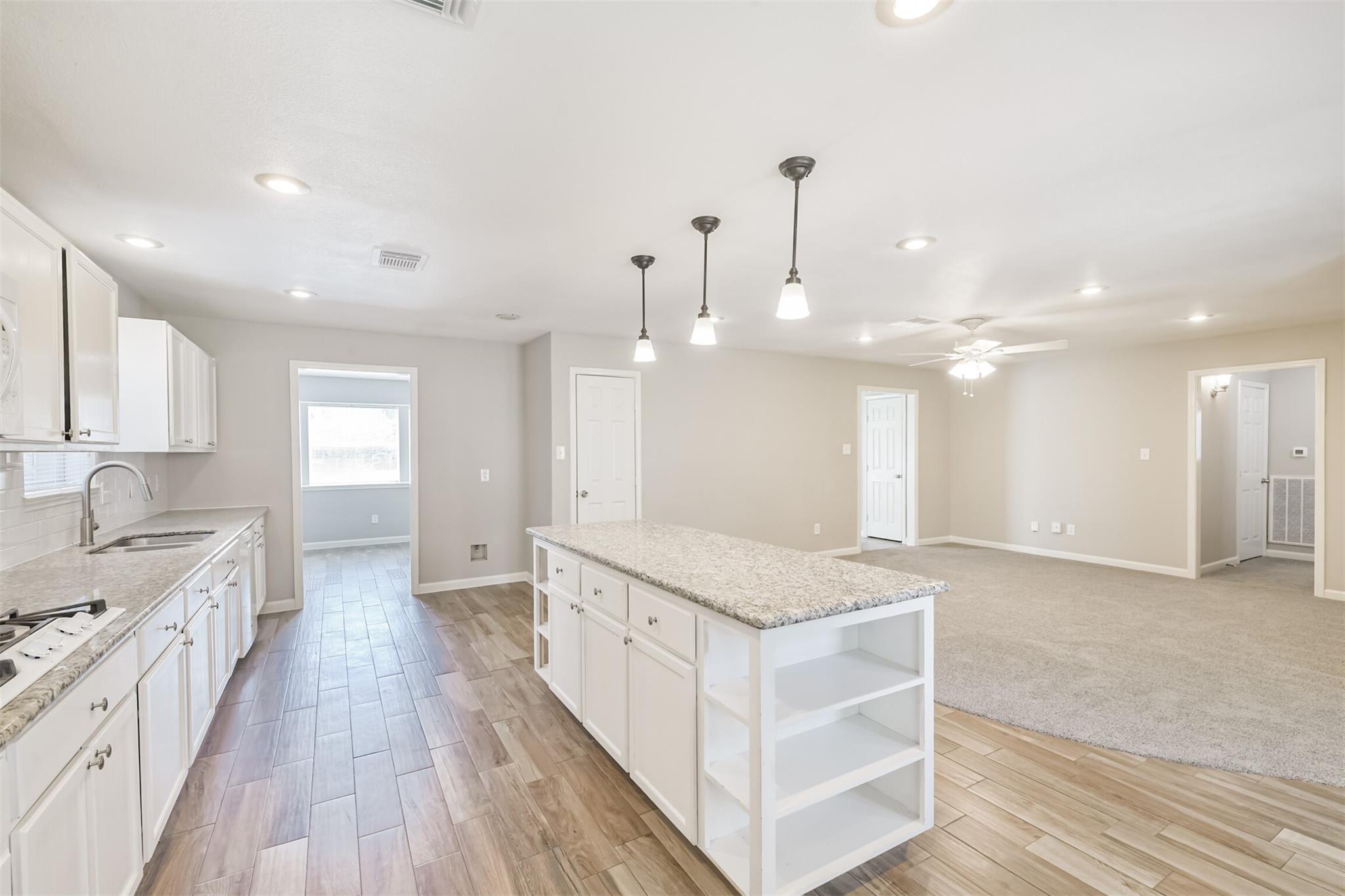 15646 Pagehurst Drive Property Photo 8