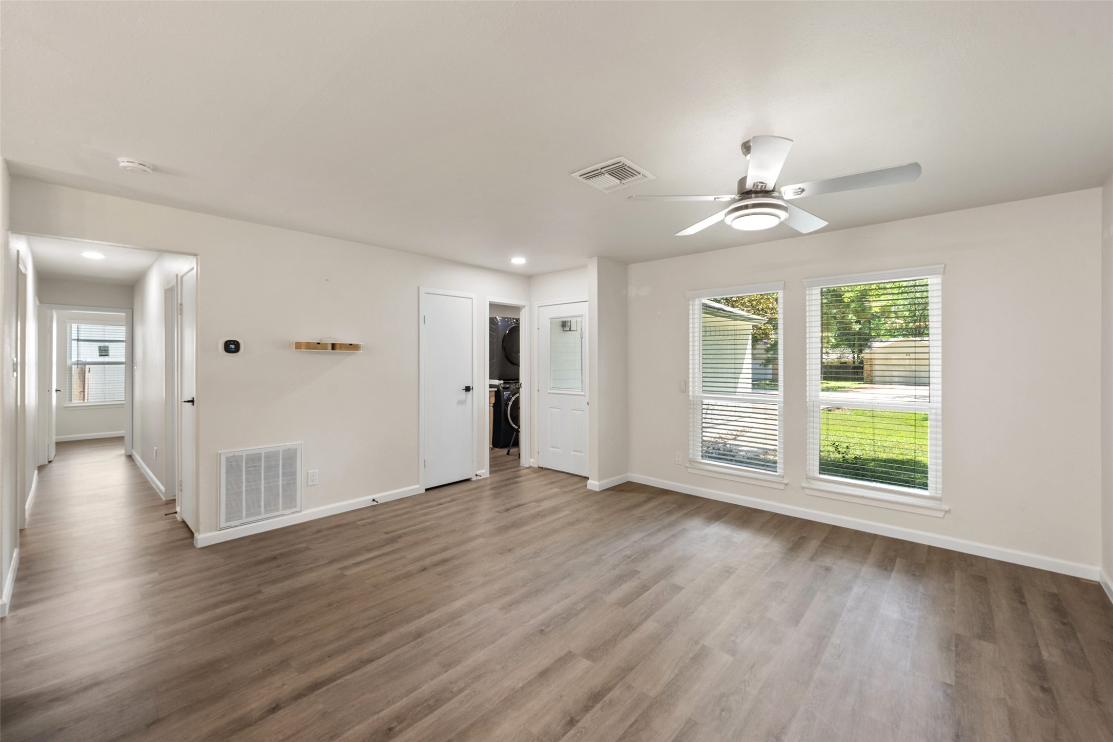 7 Hasting Oak Court Property Photo 7