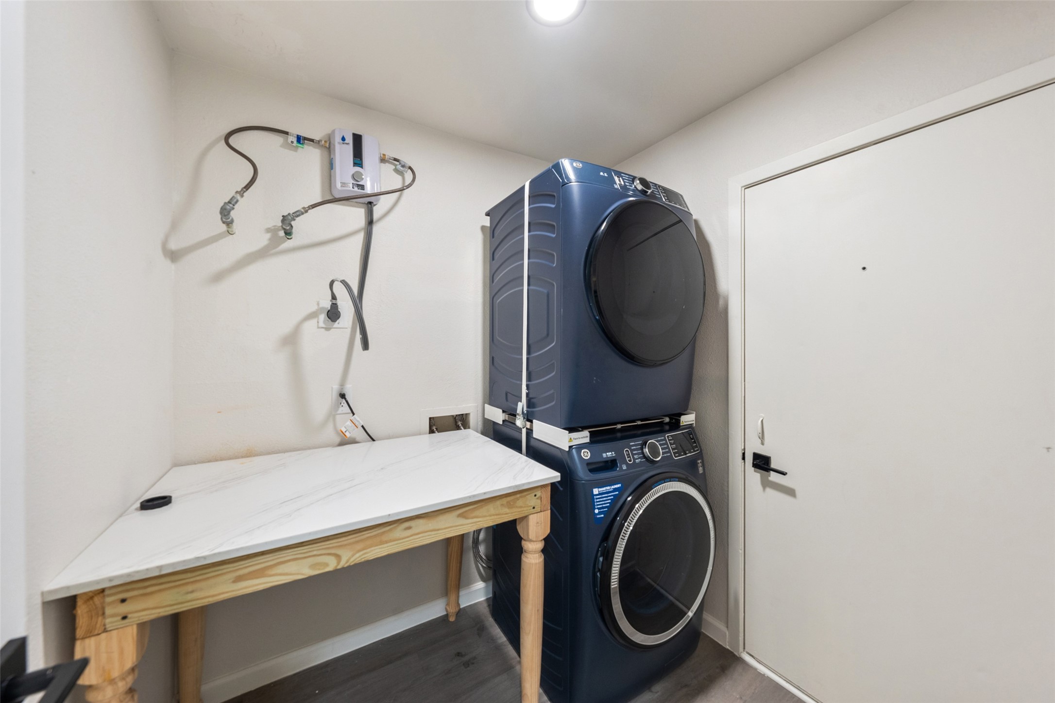7 Hasting Oak Court Property Photo 13