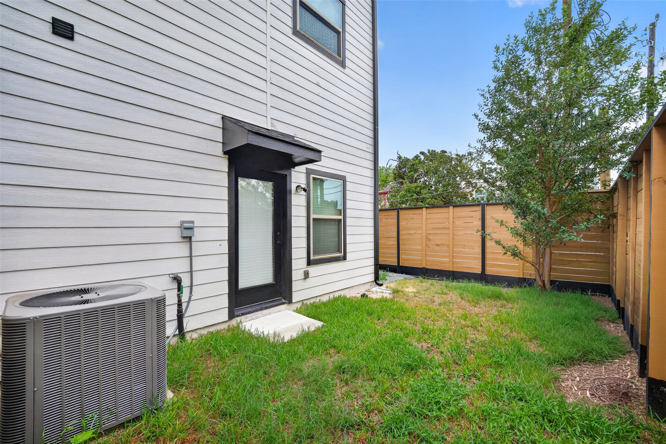 2341 Eagle Street Property Photo 43