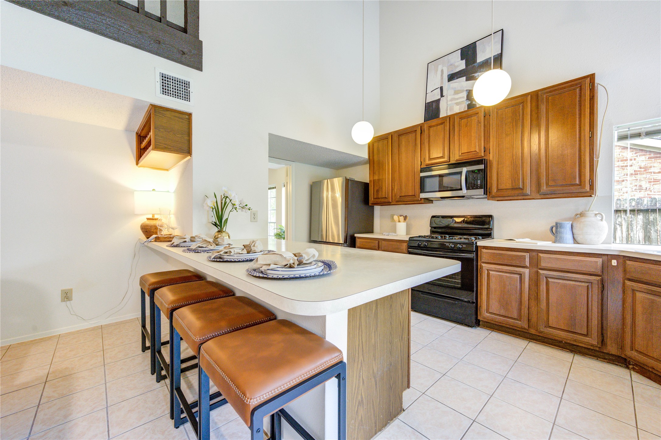 3414 Spring Arbor Lane Property Photo 4