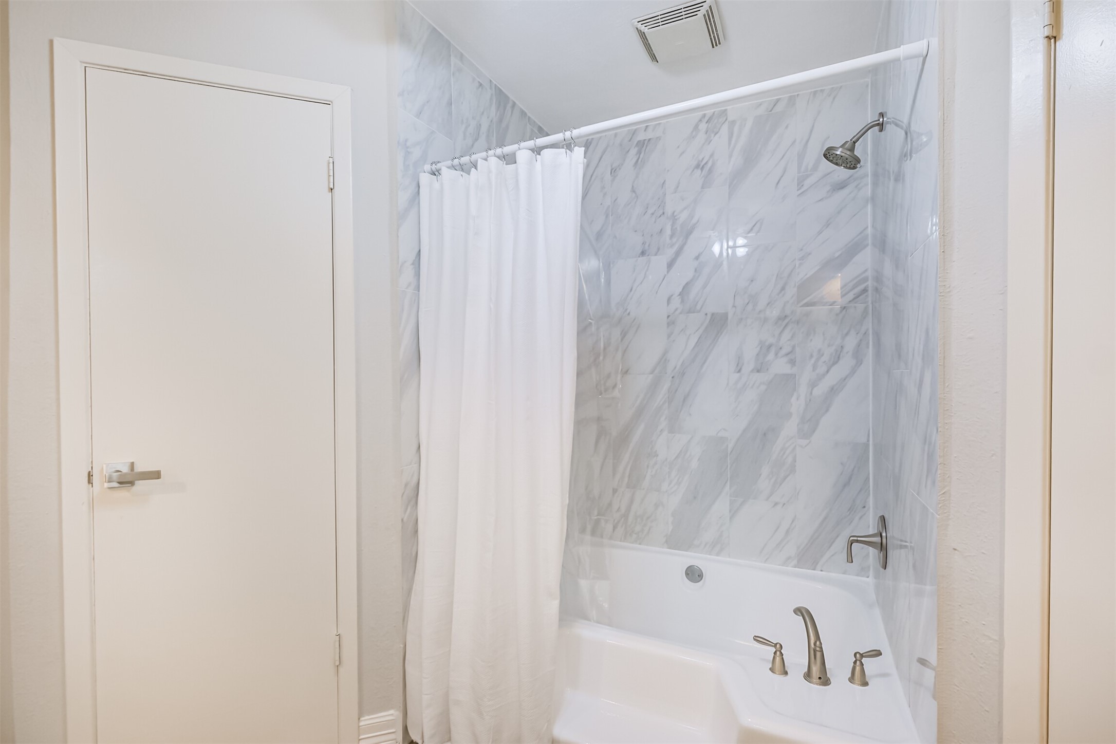 13919 Swiss Hill Drive Property Photo 20