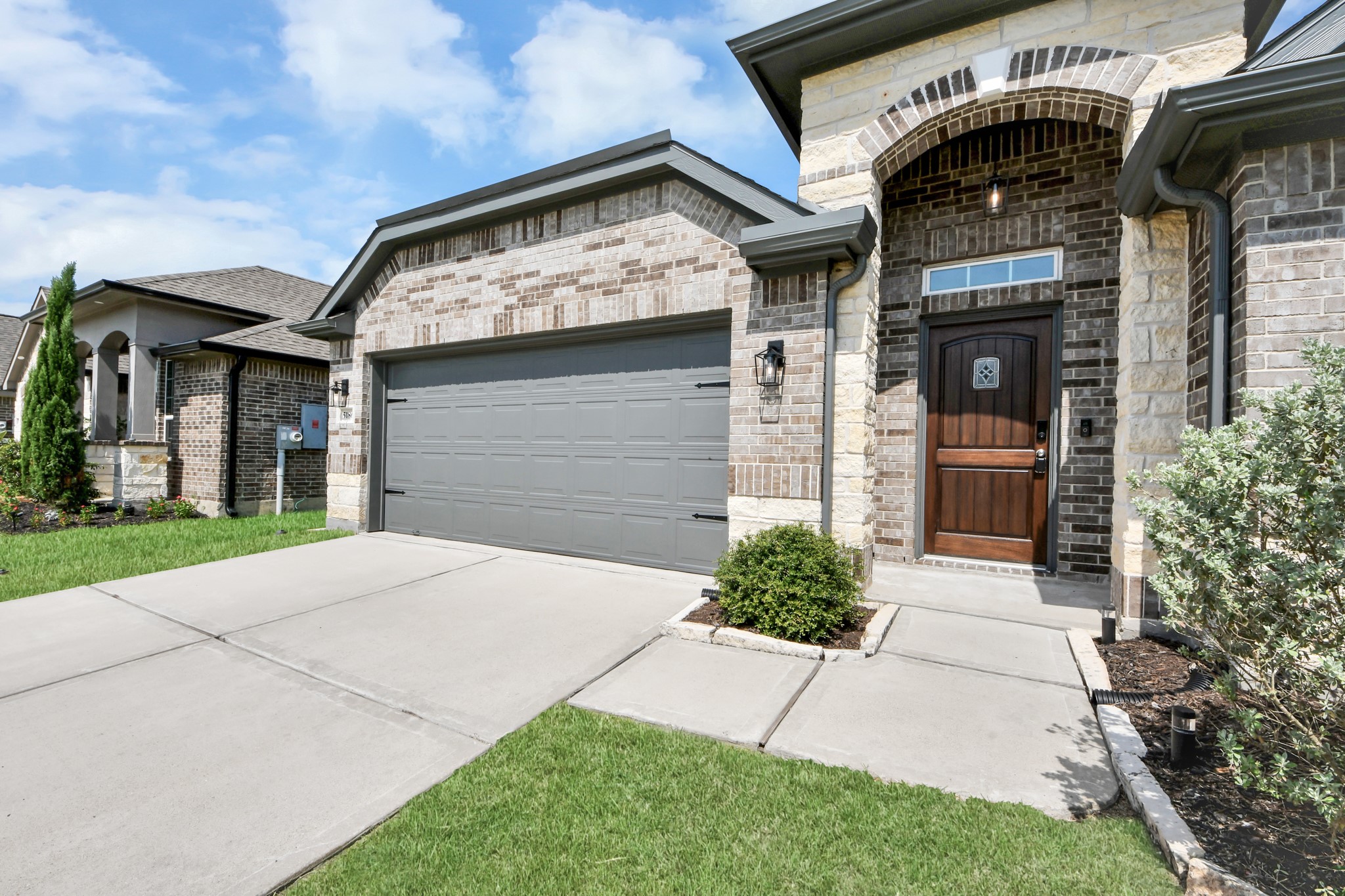 5186 Dry Hollow Drive Property Photo 4