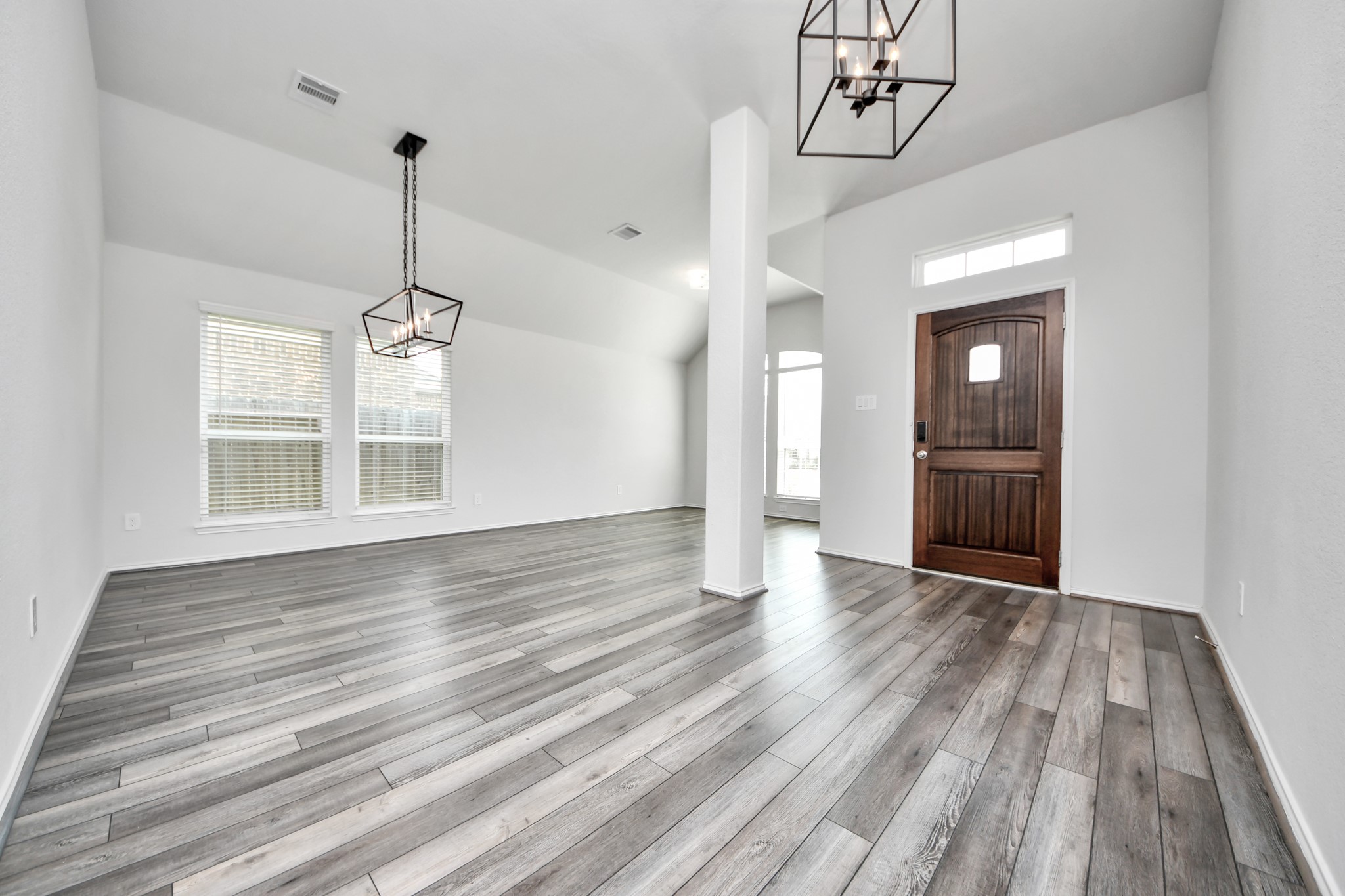 5186 Dry Hollow Drive Property Photo 9